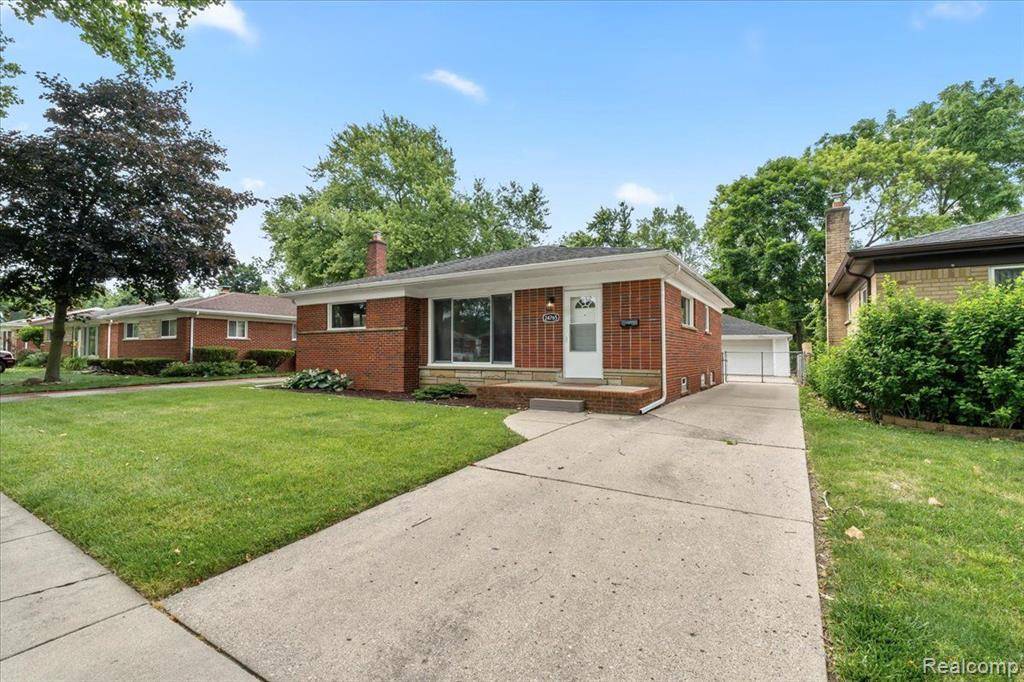 Redford, MI 48239,24765 ROSS Drive