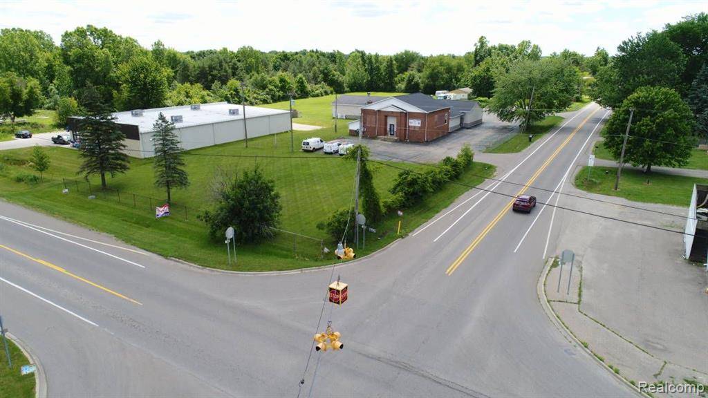 Lapeer, MI 48446,15 S ELBA Road