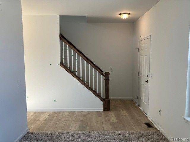 Westland, MI 48186,36327 Monroe