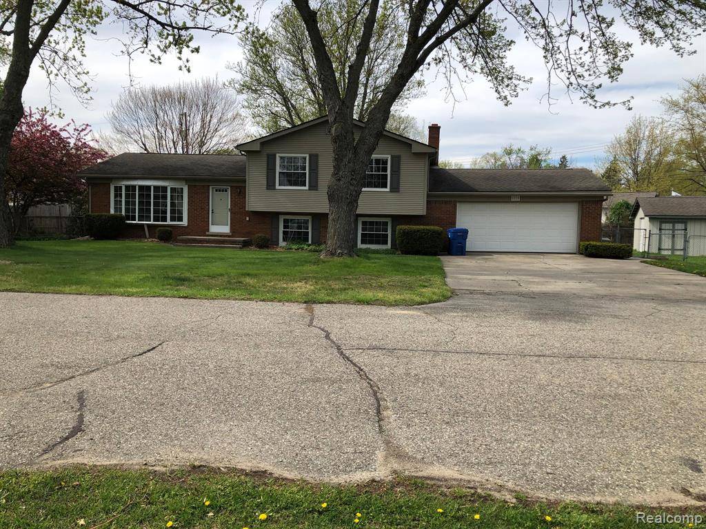Waterford, MI 48327,5510 Berkley Drive