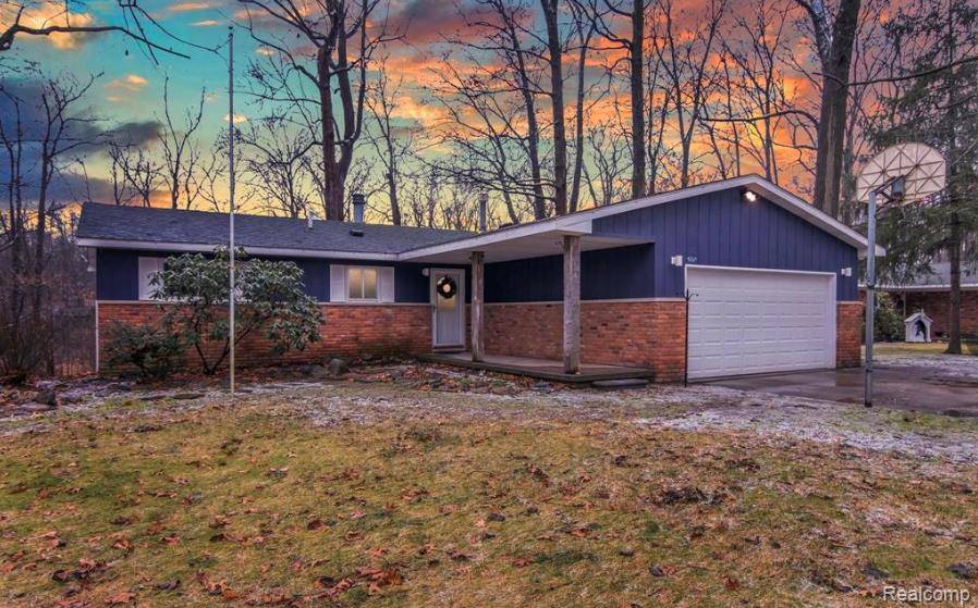 Belleville, MI 48111,41769 FRET Road