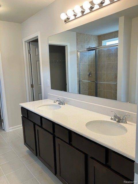 Canton, MI 48187,51045 BAILEYS Landing