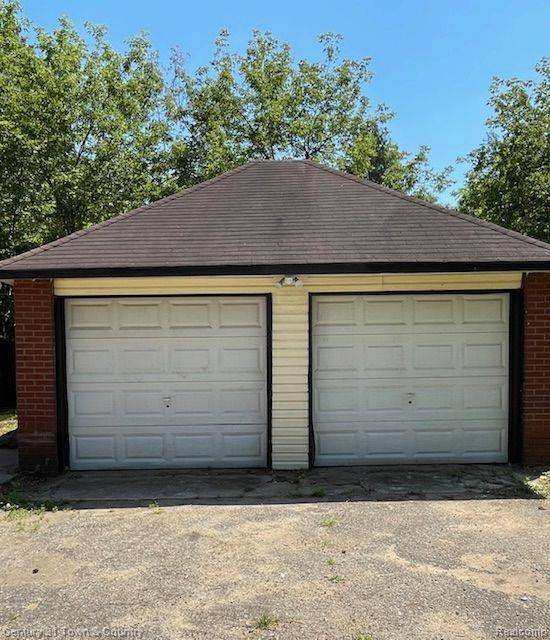 Romulus, MI 48174,7308 WAYNE Road