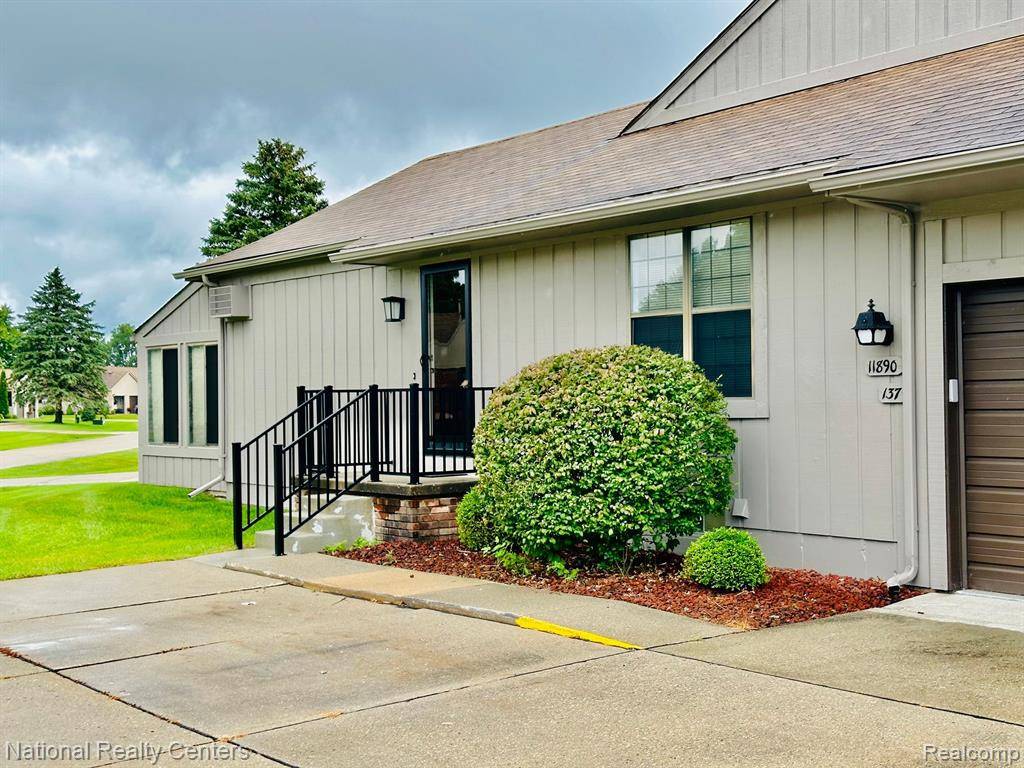 South Lyon, MI 48178,11890 Shenandoah Drive
