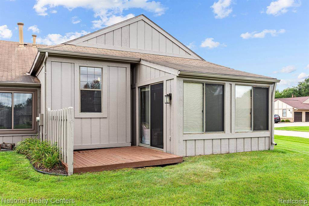 South Lyon, MI 48178,11890 Shenandoah Drive