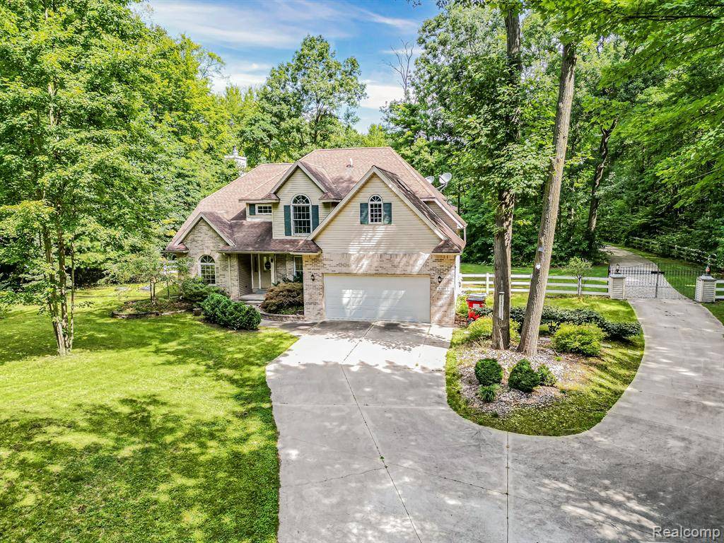 Brighton, MI 48114,8707 SPRING VALLEY Lane