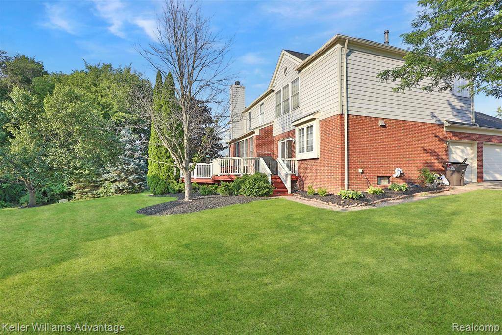 Northville, MI 48168,17549 WHITE PINE Ct.