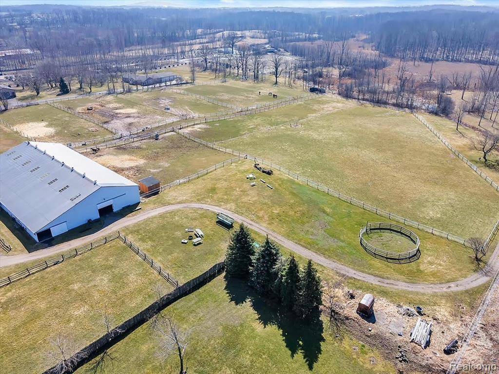 Northville, MI 48167,58191 8 MILE Road