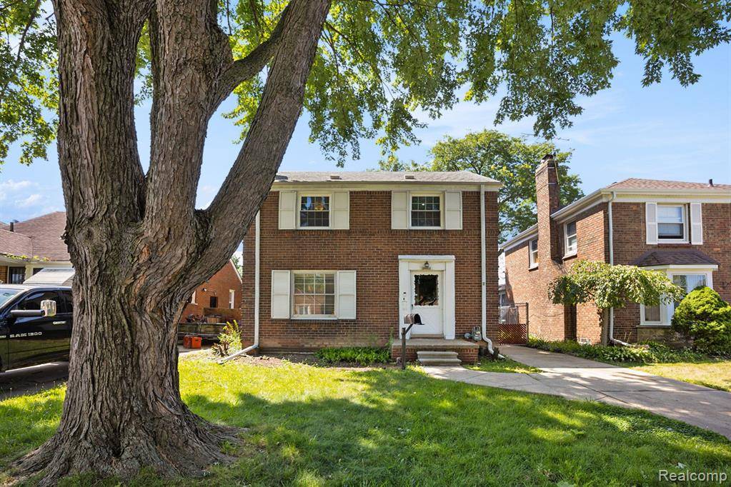 Detroit, MI 48205,15436 EDMORE Drive