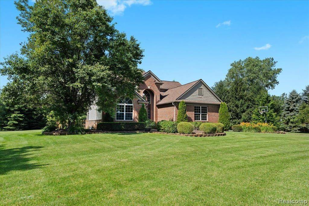 South Lyon, MI 48178,21867 LYON MEADOW