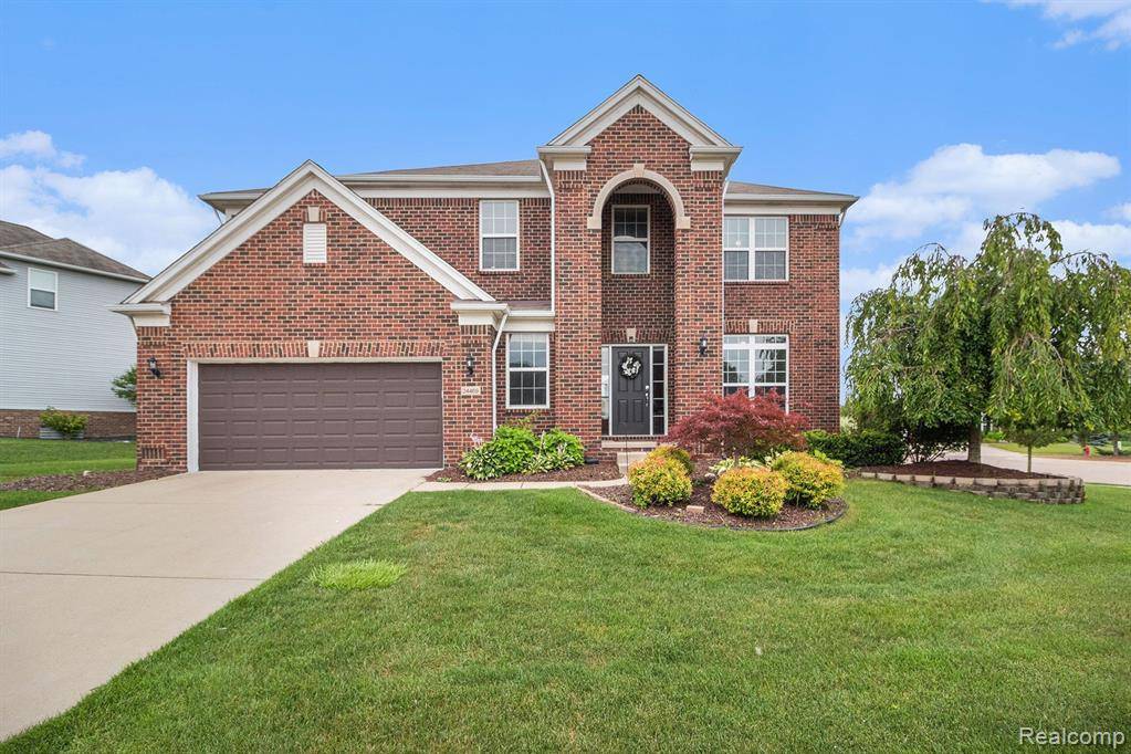 South Lyon, MI 48178,24469 PADSTONE Drive