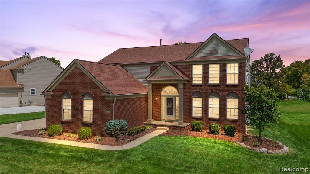 Ypsilanti, MI 48197,8057 PEBBLESTONE Drive