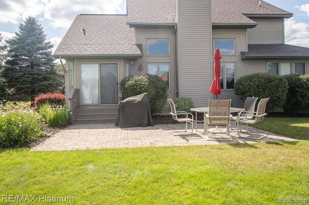 Brighton, MI 48116,8524 Saddlewood Circle