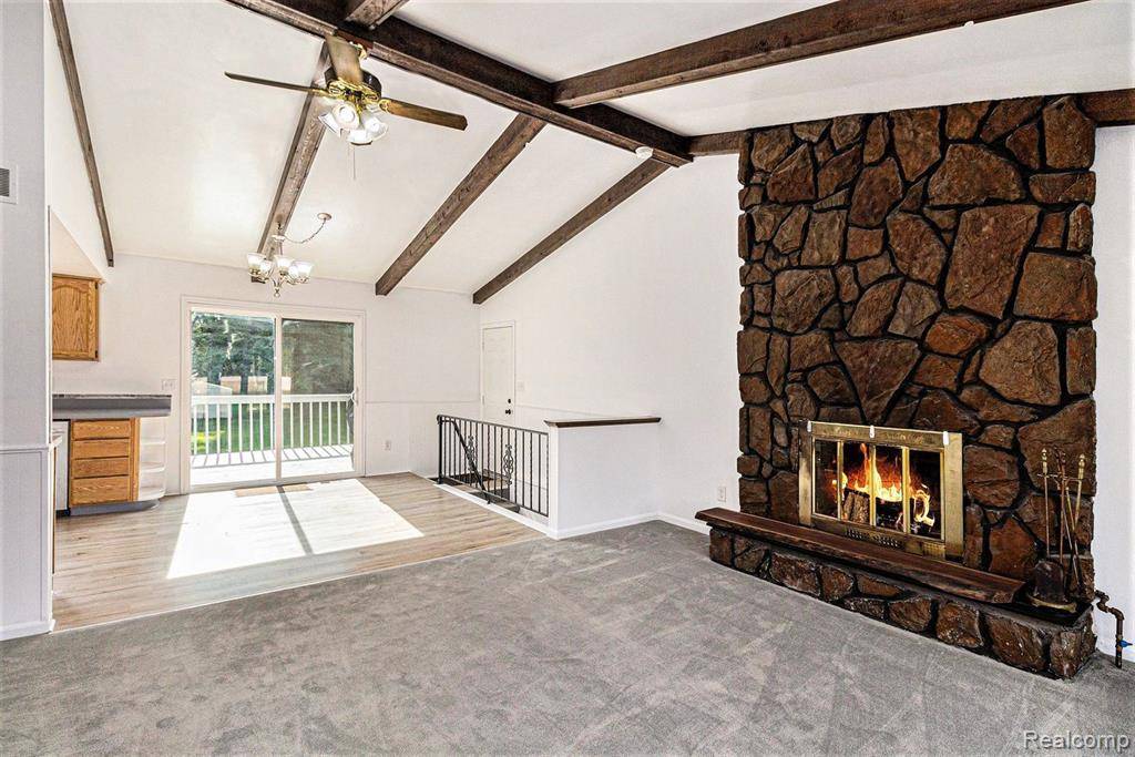 Brighton, MI 48116,8767 FIELDCREST Drive