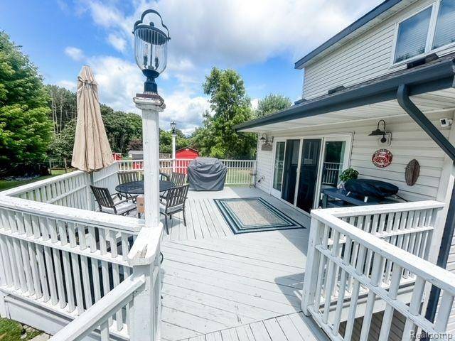 Pinckney, MI 48169,11256 COUNTRY Lane