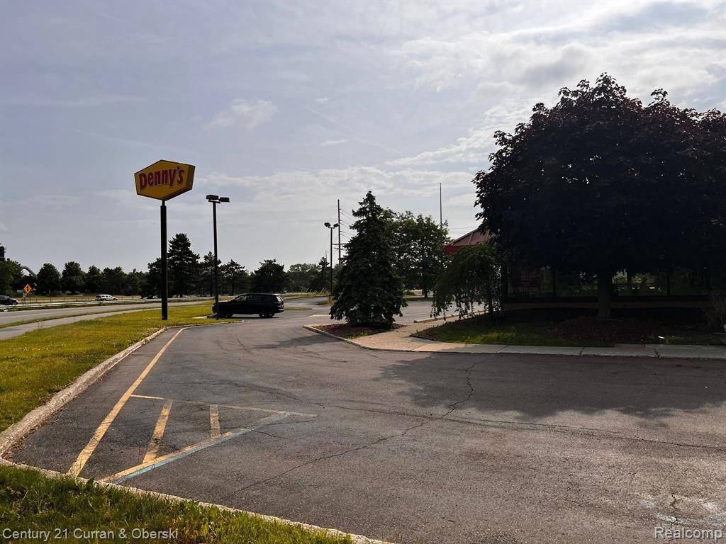 Van Buren, MI 48111,2033 RAWSONVILLE Road