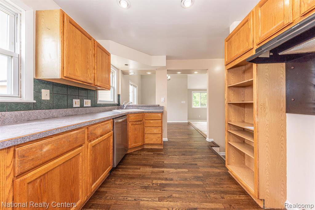 Garden City, MI,28427 HENNEPIN Street