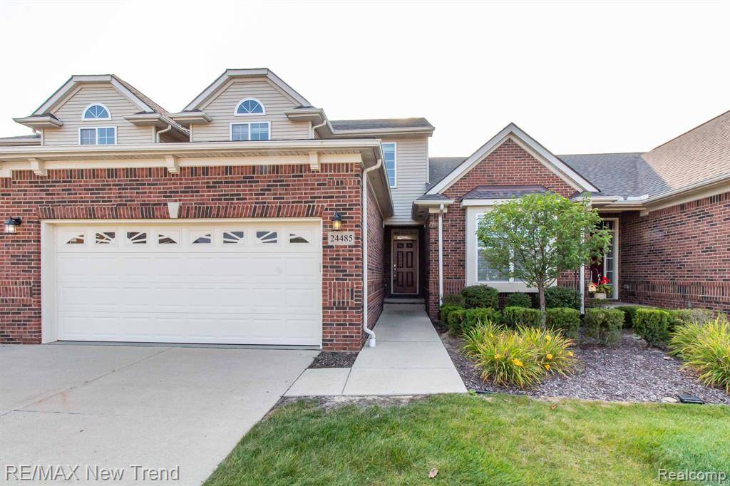 South Lyon, MI 48178,24485 ROSEMONT Drive