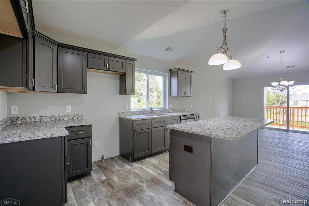 Clinton Twp, MI 48035,16540 SAVOR Lane