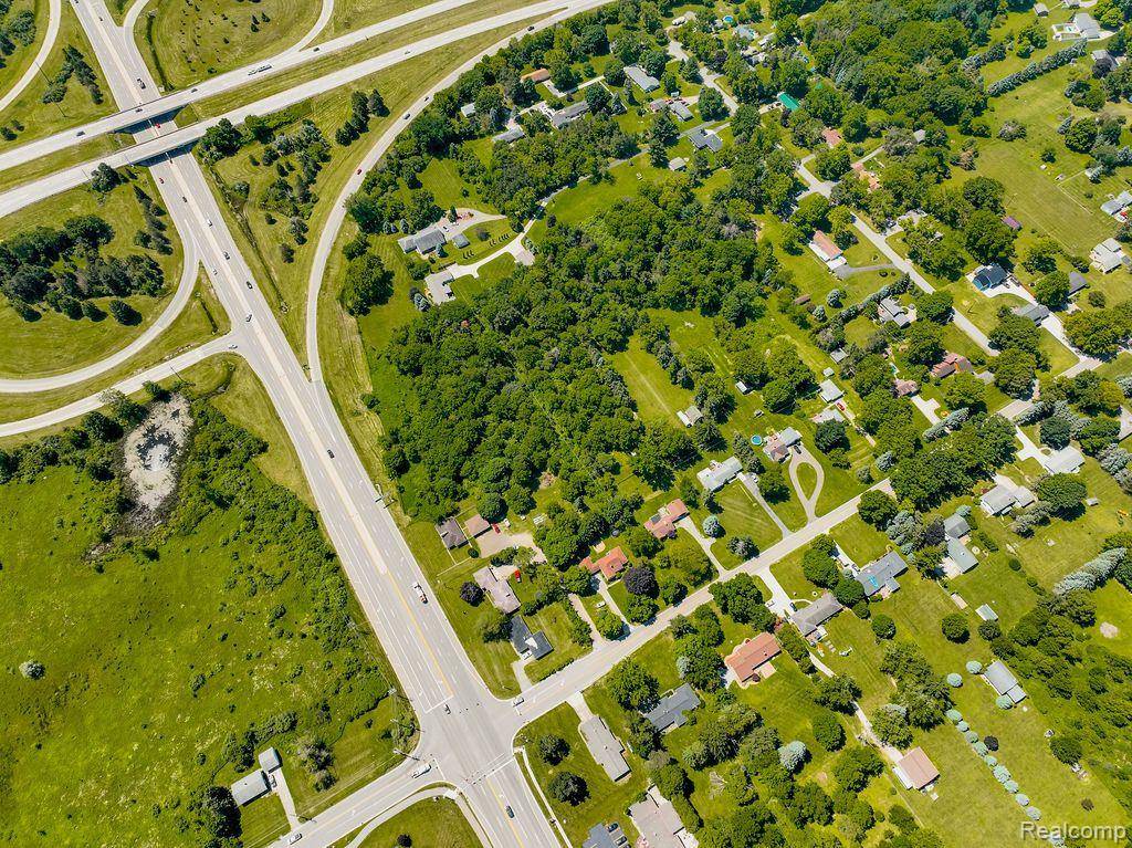 Lapeer, MI 48446,1208 S LAPEER Road