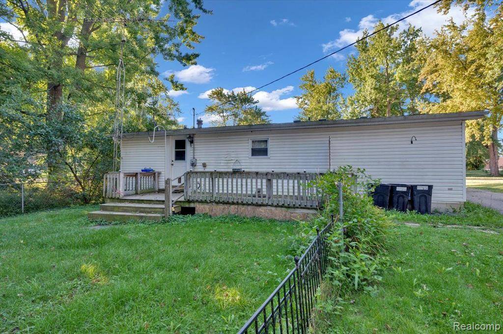 Marlette, MI 48453,6210 MARLETTE Street