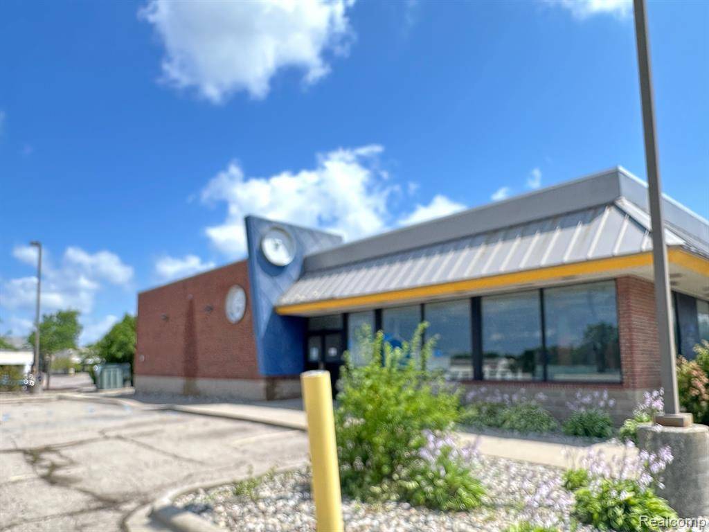Flint, MI 48532,5060 CORUNNA Road
