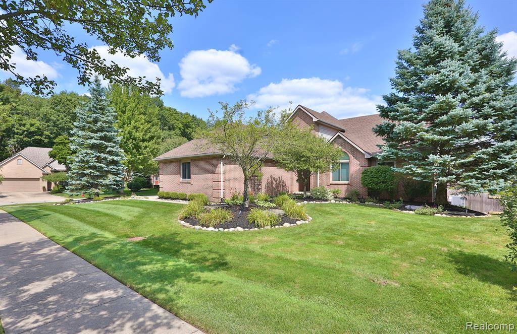 Rochester Hills, MI 48307,3462 CASCADE Circle