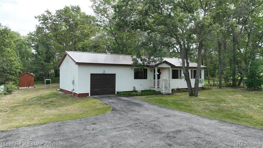 Indian River, MI 49749,7215 TUSCARORA Circle