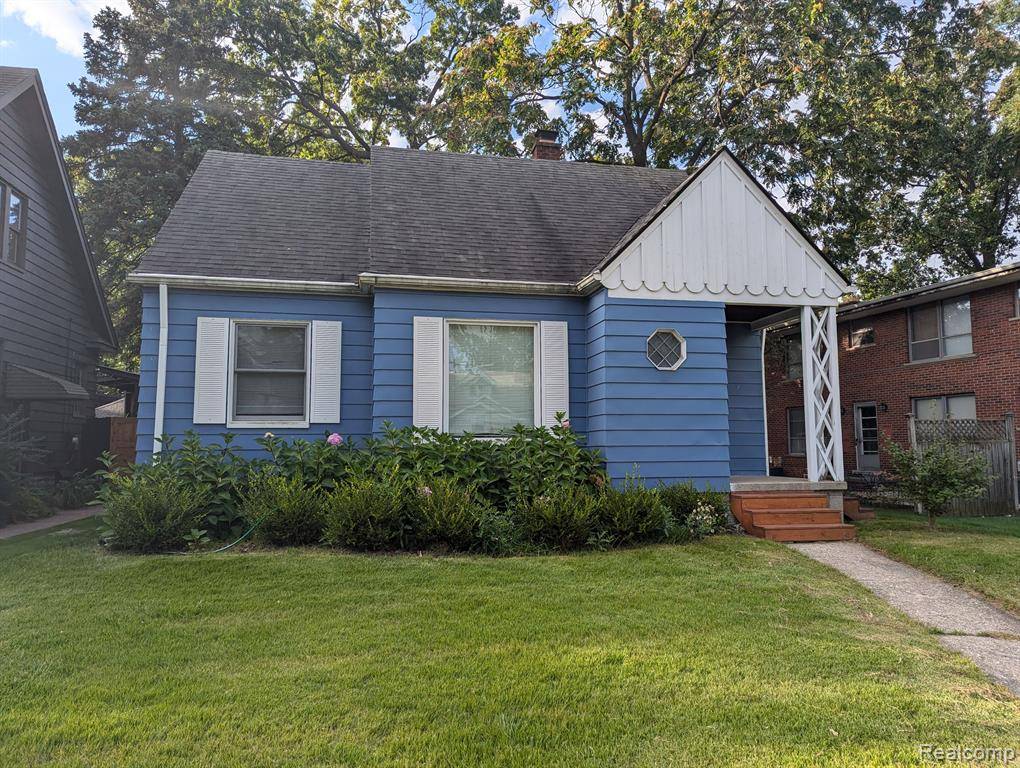 Royal Oak, MI 48067,1617 CATALPA Drive