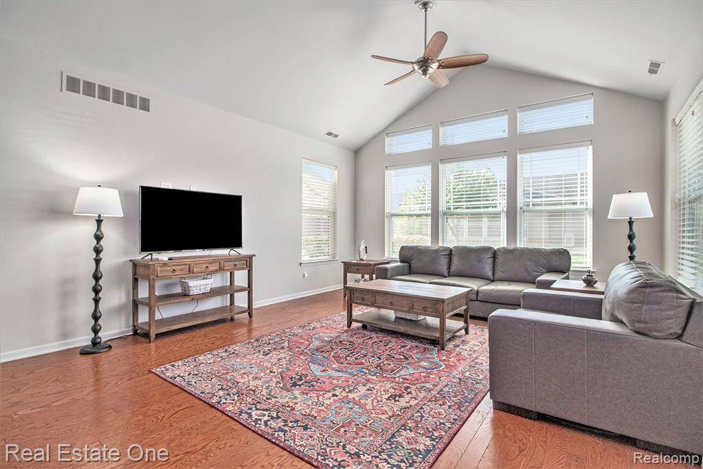 Canton, MI 48188,3677 SHEPHERD Lane