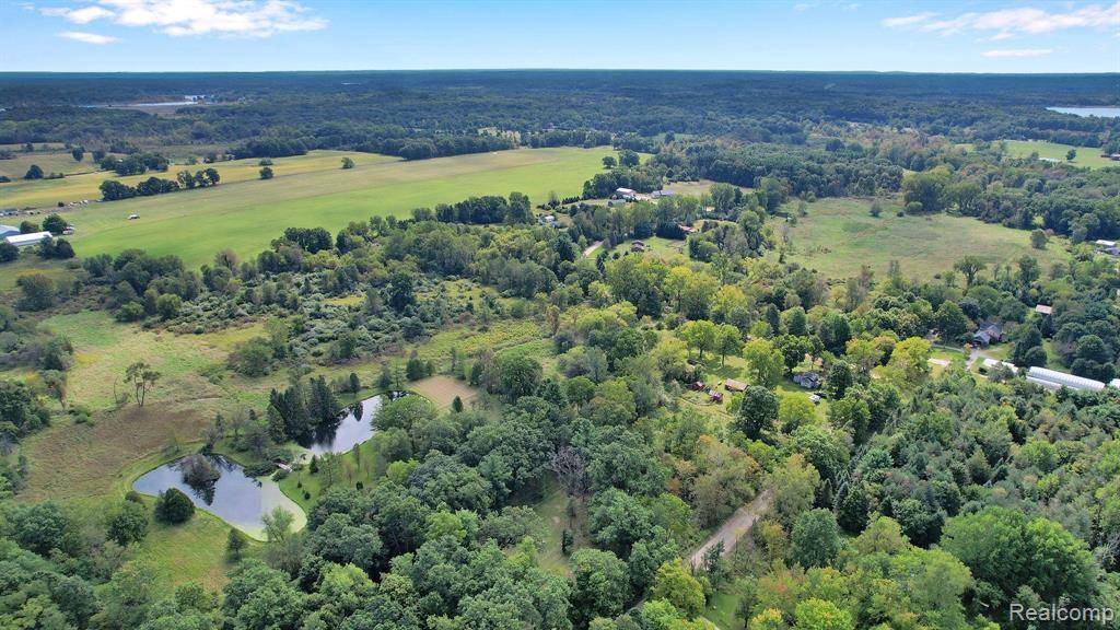Gregory, MI 48137,15425 ROEPKE Road