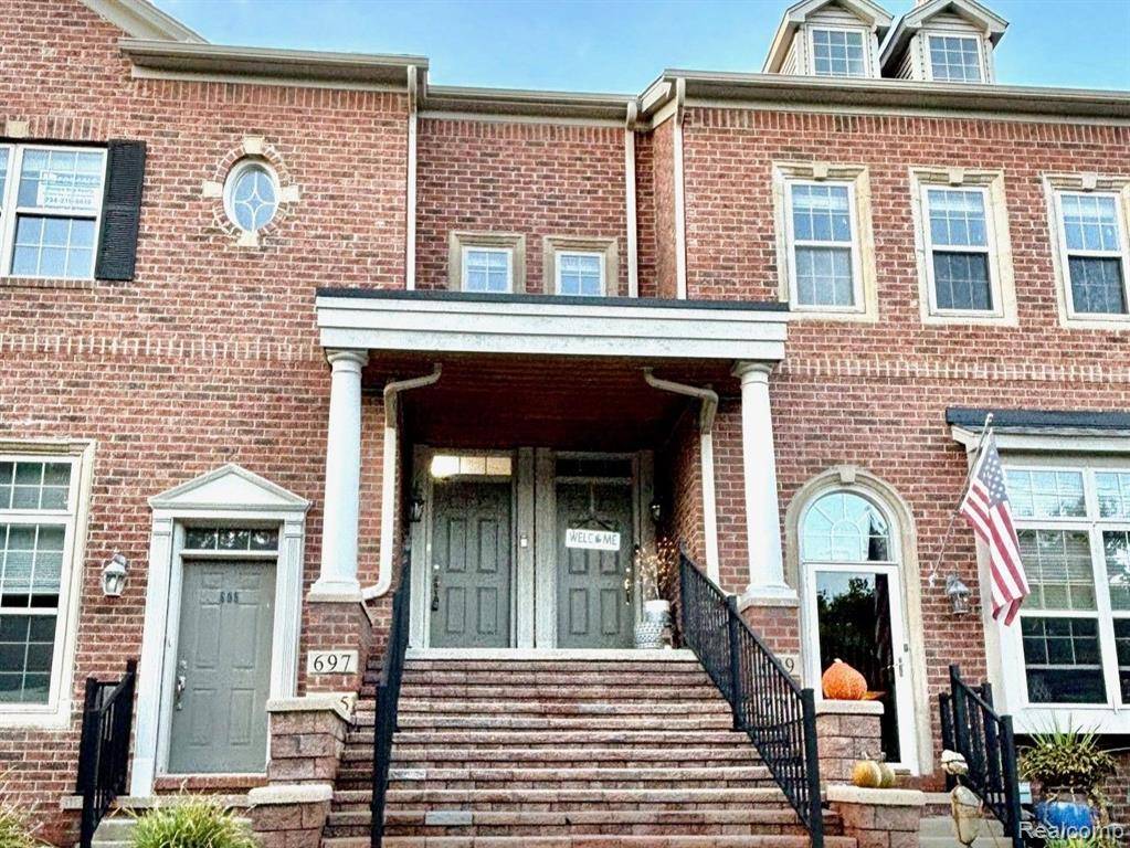 Northville, MI 48167,697 RIVER PARK VILLAGE Boulevard