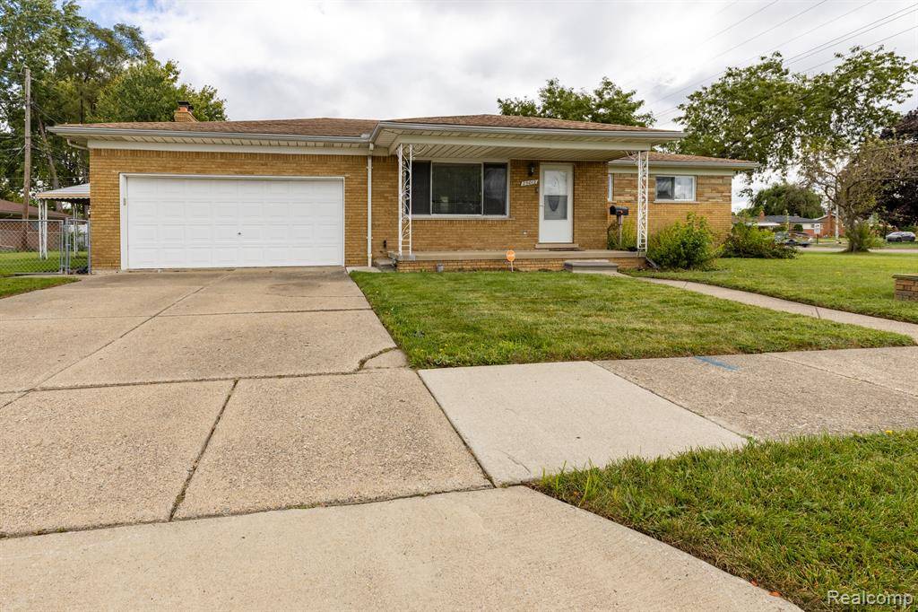 Warren, MI 48093,29012 LORRAINE Avenue