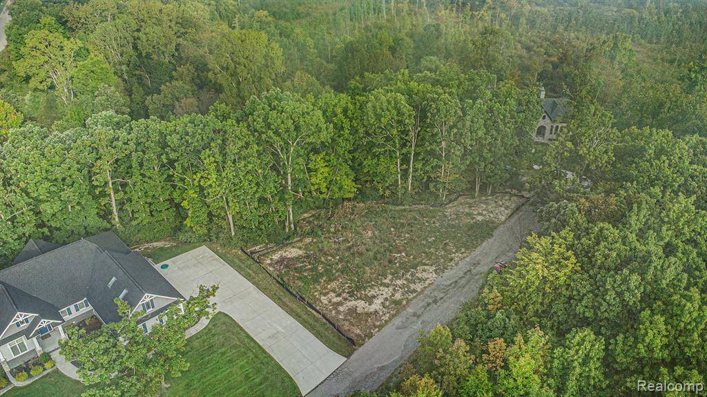 Fenton, MI 48430,Lot 62 PRESERVE Drive