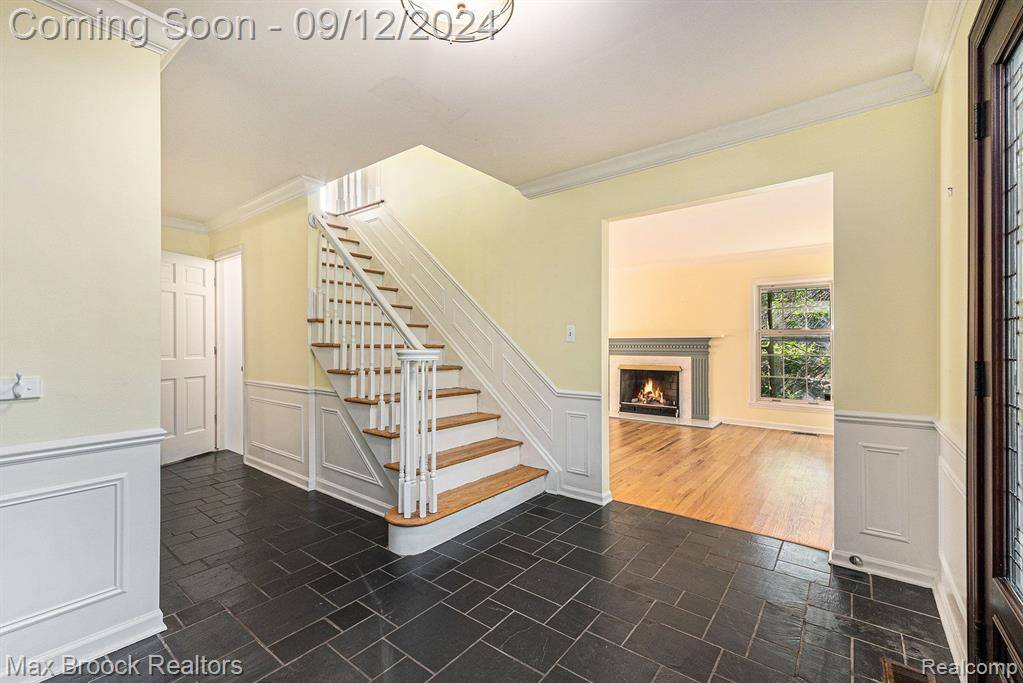 Bloomfield Hills, MI 48302,3609 LARKWOOD