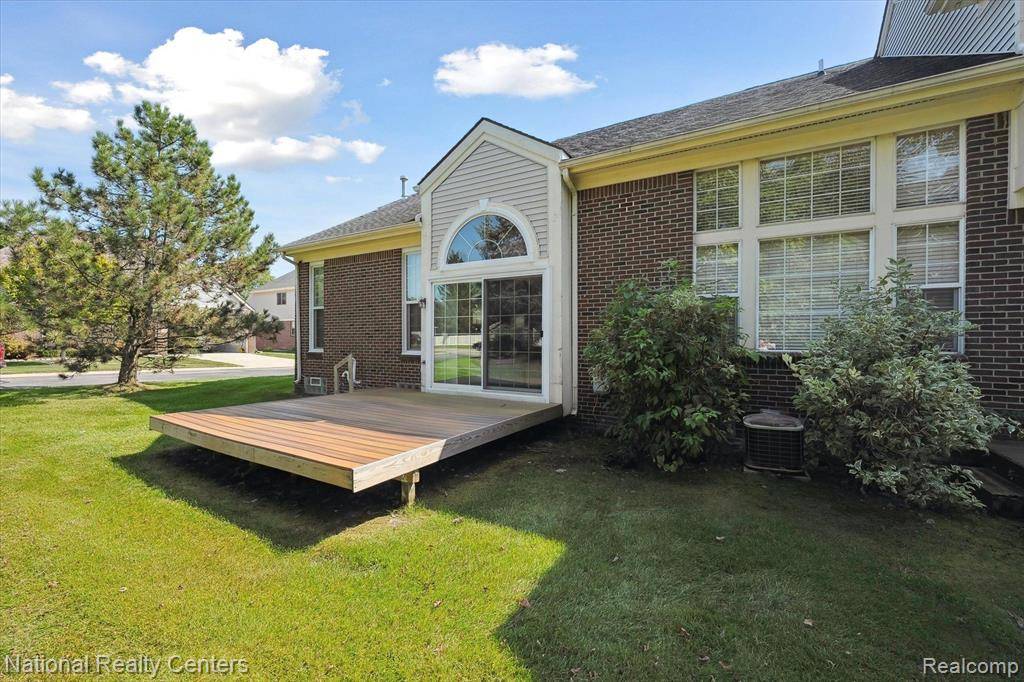 Canton, MI 48187,8777 COLUMBIA Circle