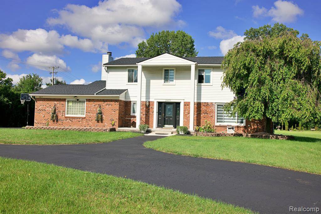 Southfield, MI 48076,29077 MURRAY CRESCENT Drive