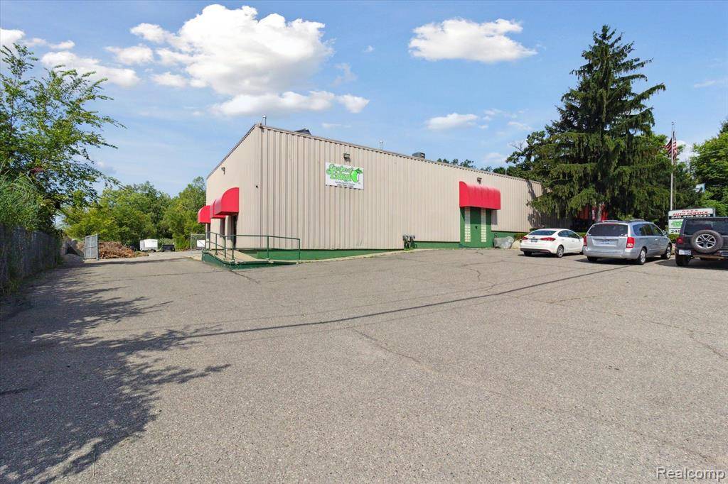 Lake Orion, MI,4800 JOSLYN Road