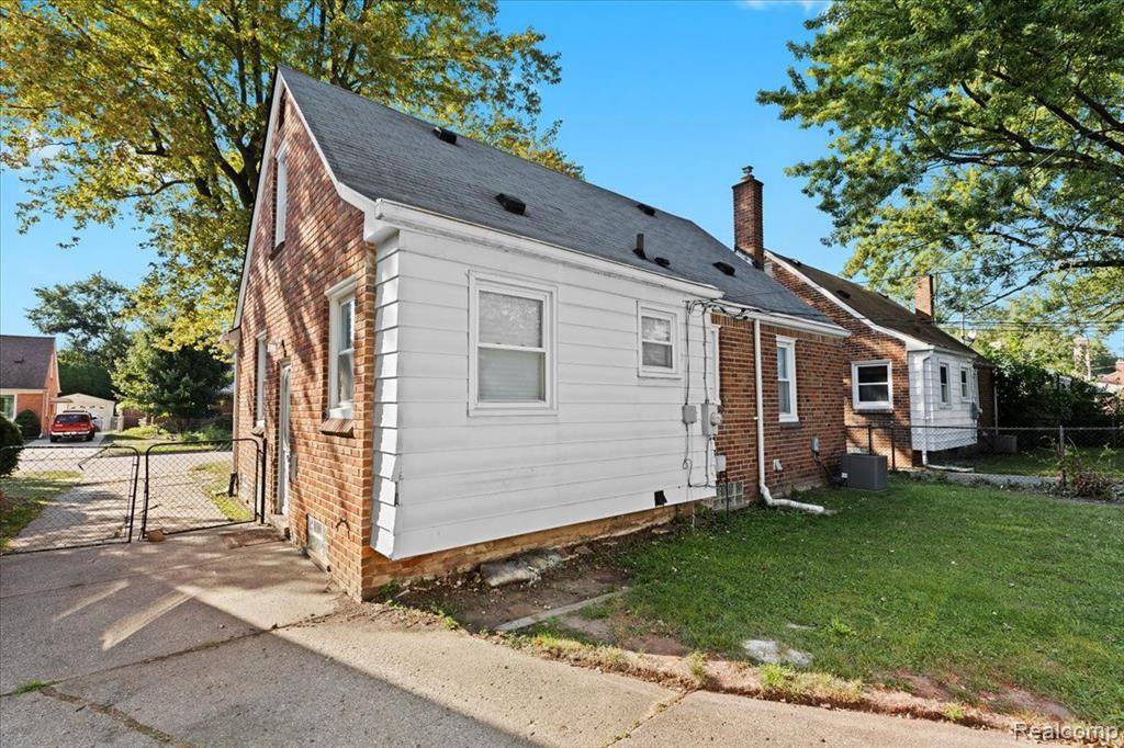 Redford, MI 48239,9650 SEMINOLE Street