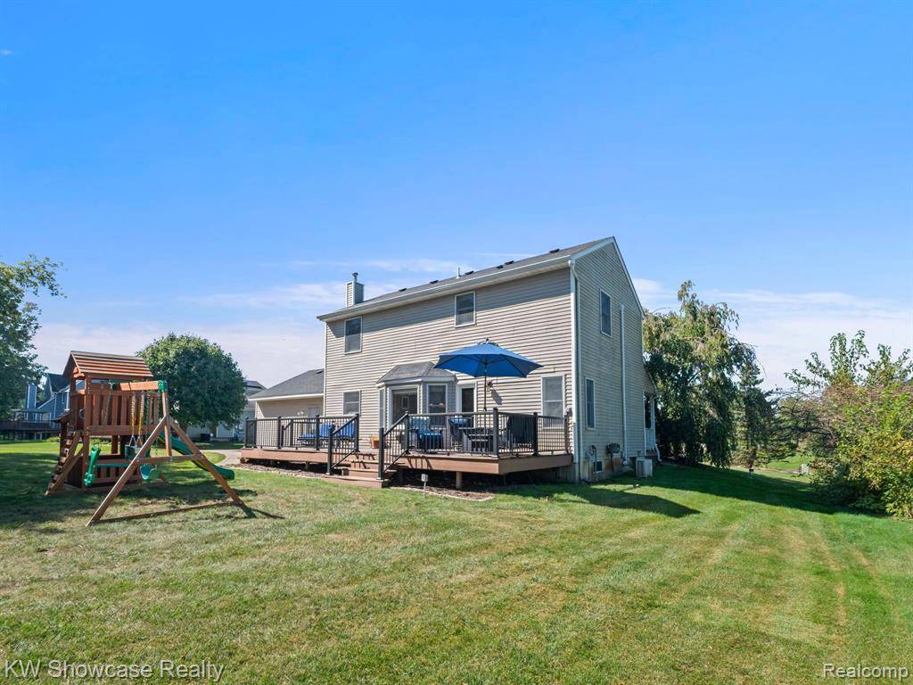 Milford, MI 48381,31202 ARTESIAN Drive