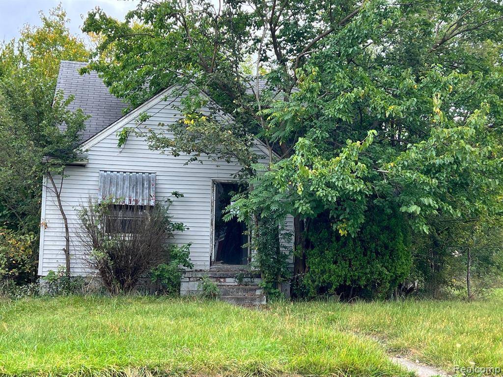 Detroit, MI 48234,18620 MAINE Street