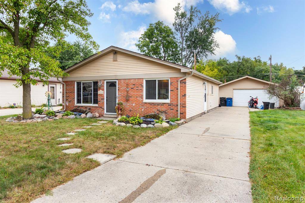 Westland, MI,34528 BARTON Street