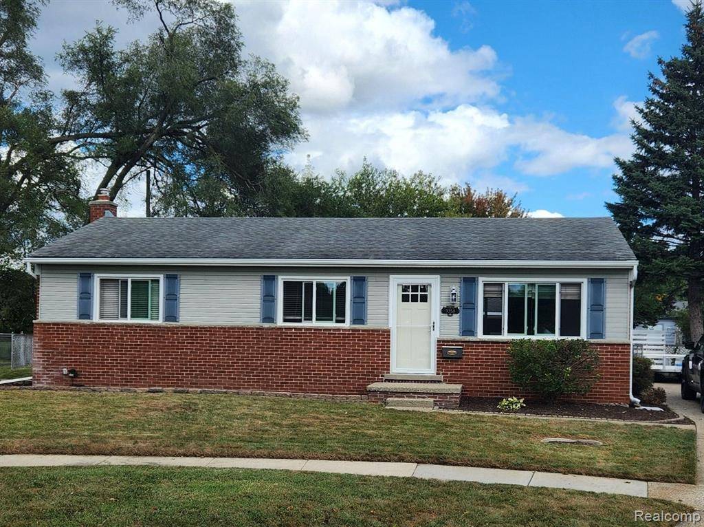 Livonia, MI 48150,9358 MARIE