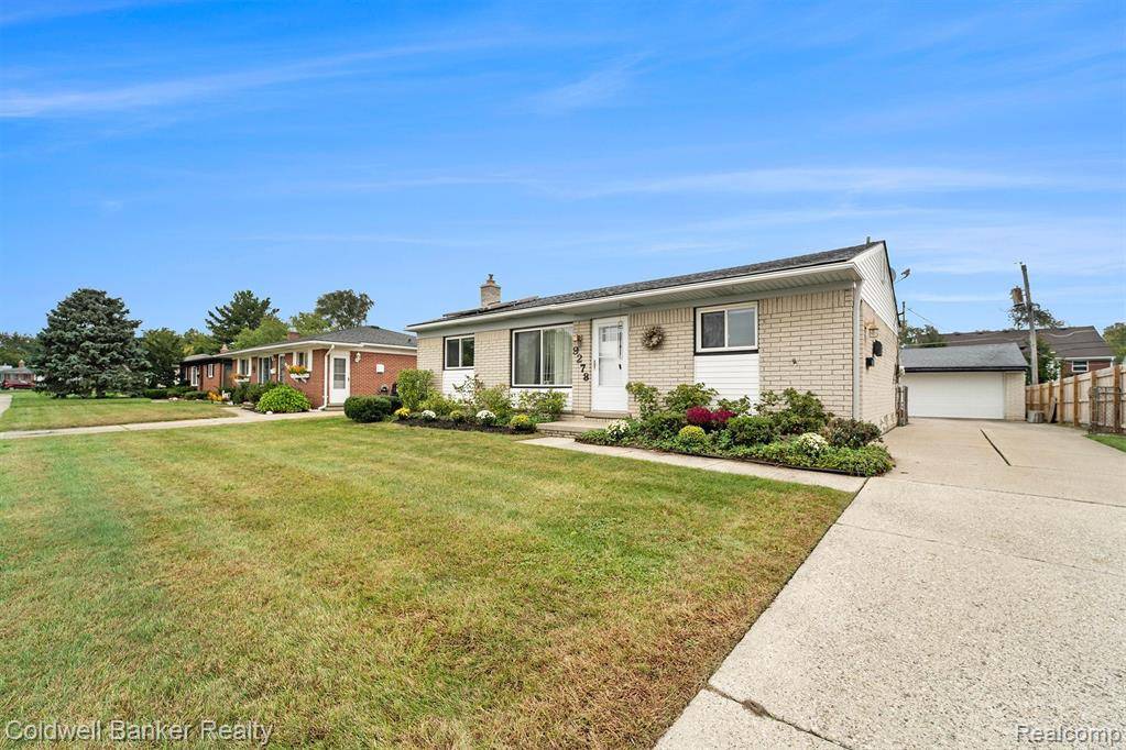 Livonia, MI 48150,9278 KNOLSON Street