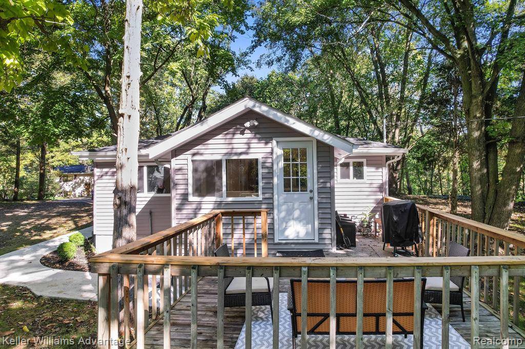 Brighton, MI 48116,7466 LONGWORTH Drive