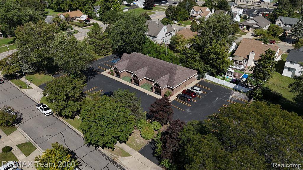 Livonia, MI 48152,28477 7 MILE Road