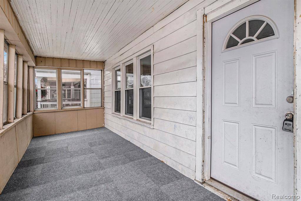 Ferndale, MI 48220,631 SPENCER Street