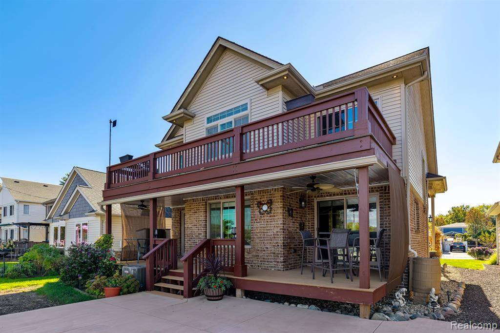 Saint Clair Shores, MI 48081,22461 MILNER Street