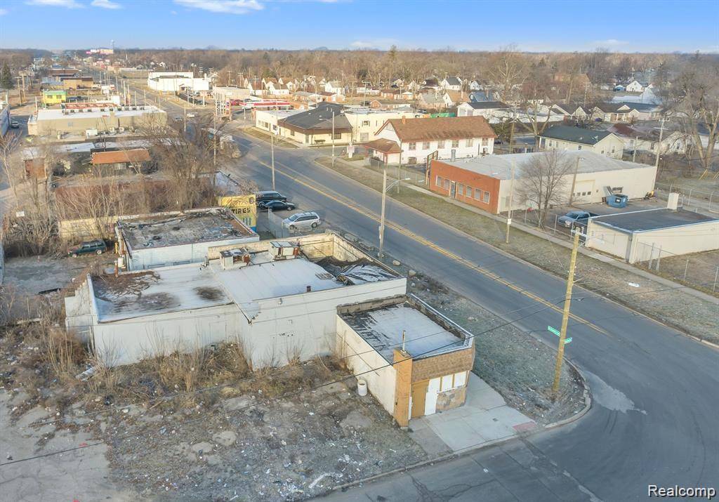 Detroit, MI 48223,19609 SCHOOLCRAFT
