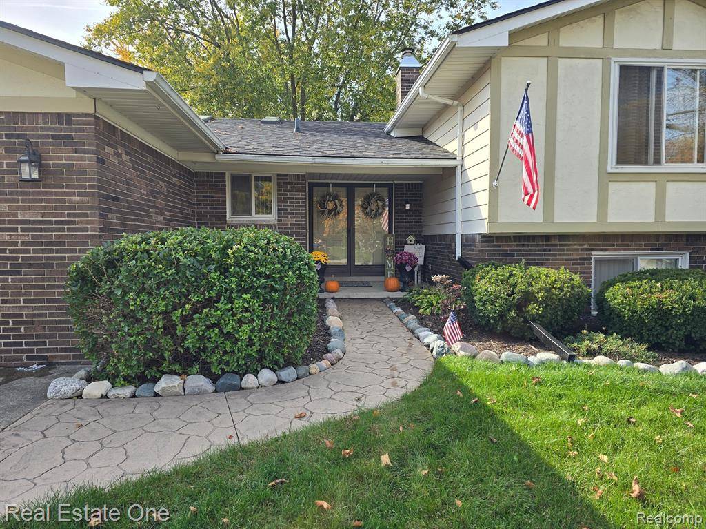 Canton, MI 48187,6929 CHADWICK Drive